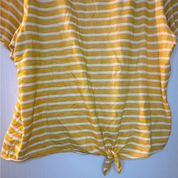 Old Navy short sleeve white & yellow stripe tie front top women’s XXL - Picture 3 of 12